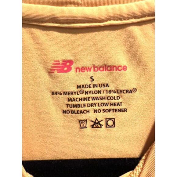 New Balance Yellow Womens Navy T-Shirt Size Small - Picture 4 of 4